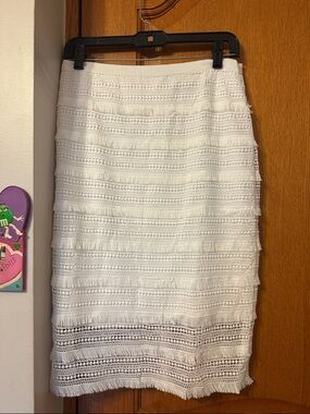 White House Black Market White Fringe Pencil Skirt